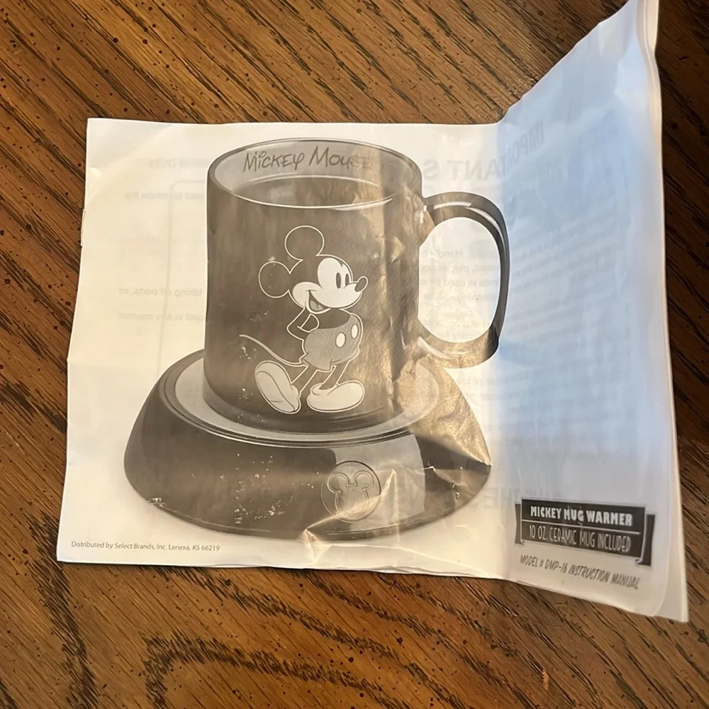 Disney Mickey Mouse mug and mug‎ warmer